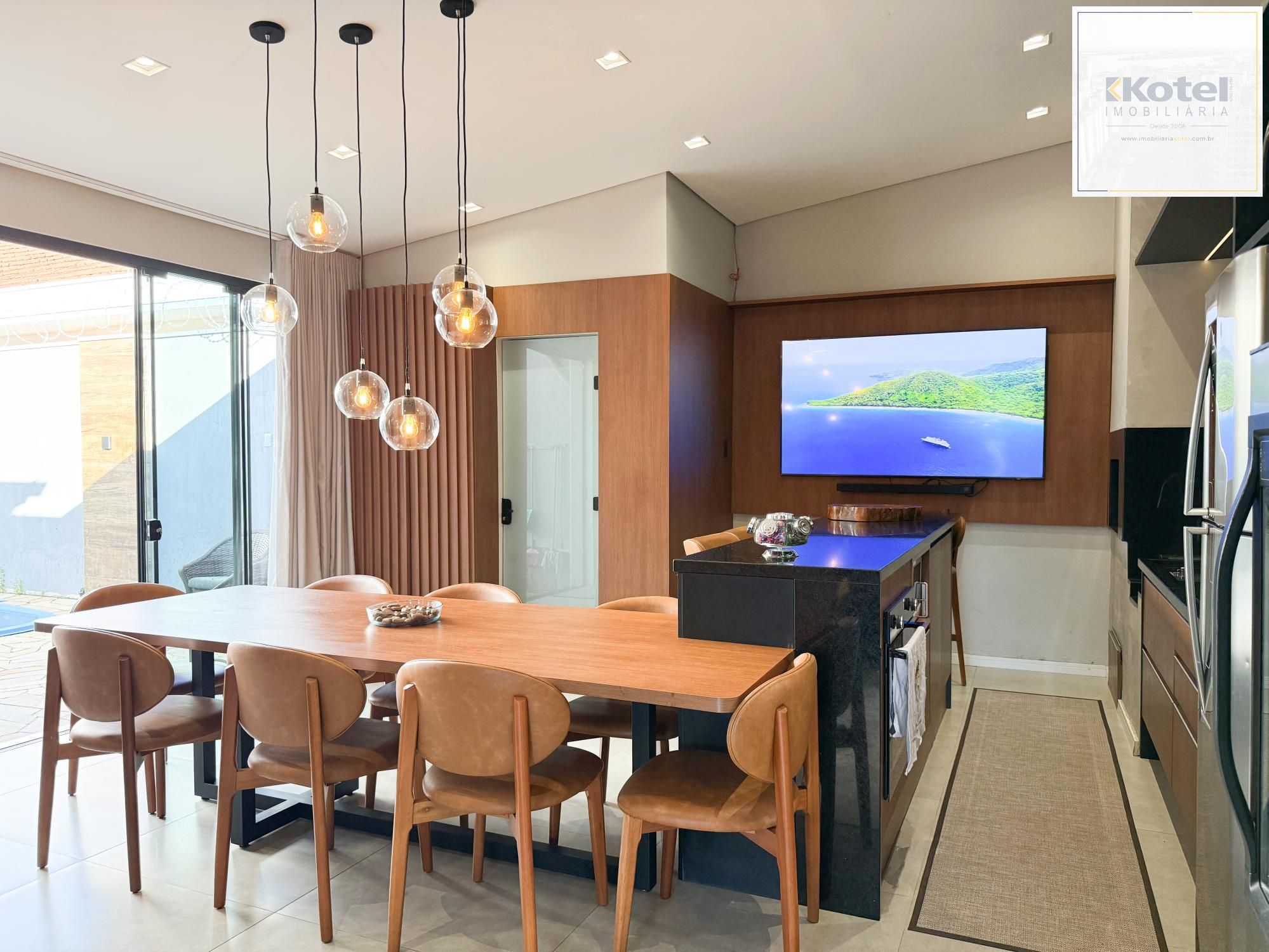 Área gourmet integrada de casa à venda no Jardim Lindóia