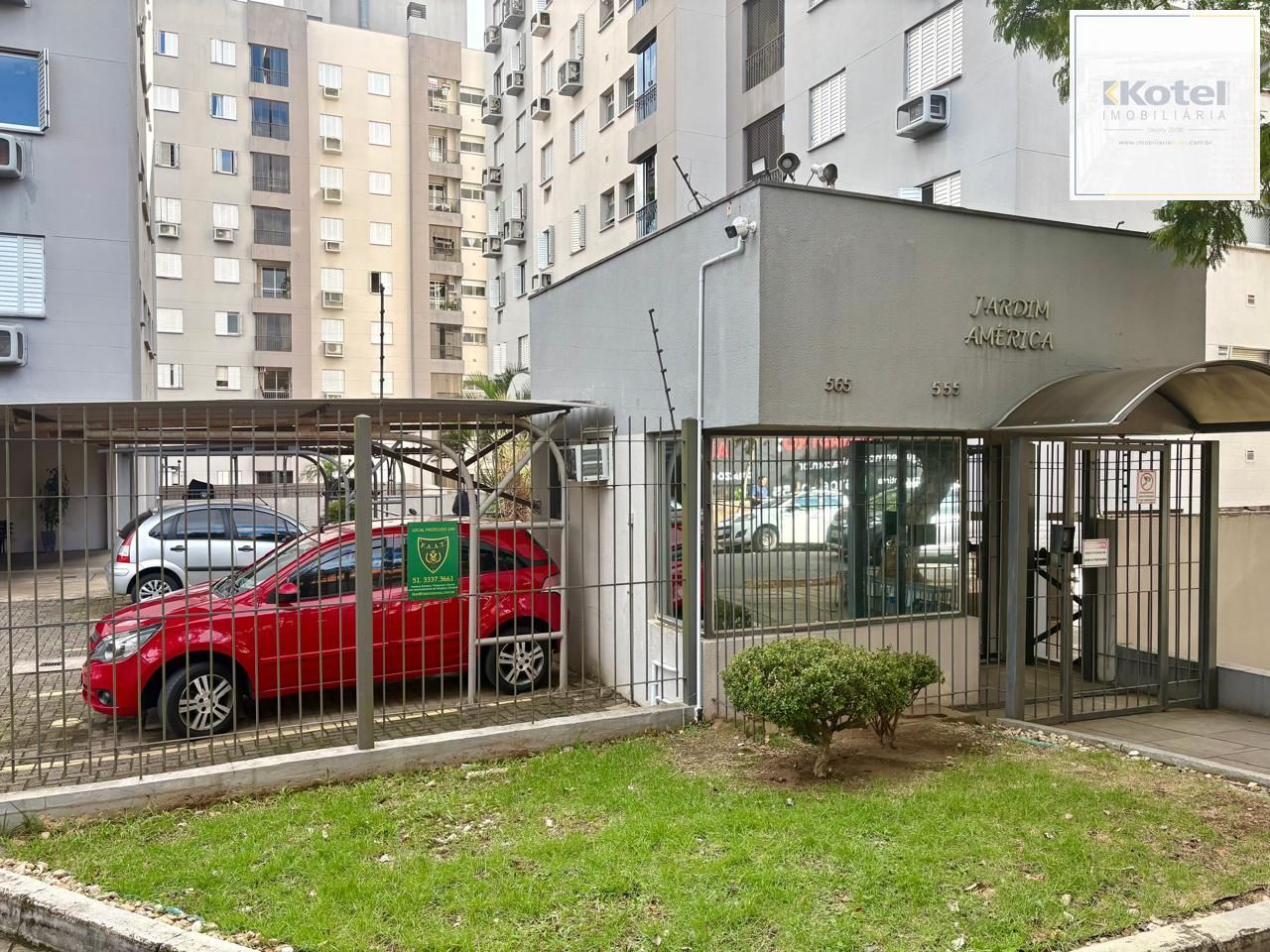 Apartamento 2 dormitórios com sacada e churrasqueira e vaga de garagem coberta — foto 4