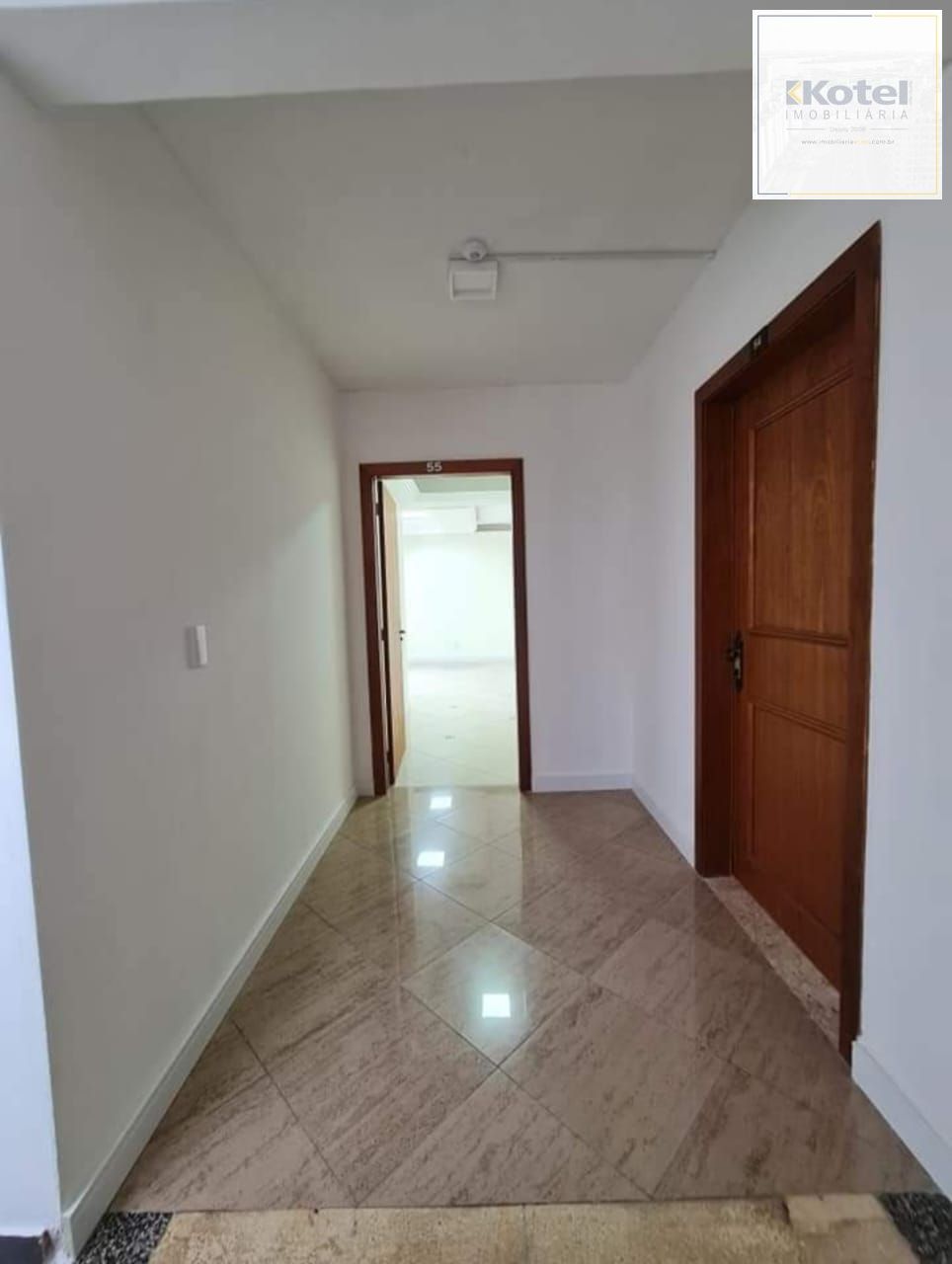 Excelente sala comercial bem localizada, no centro de Novo Hamburgo..