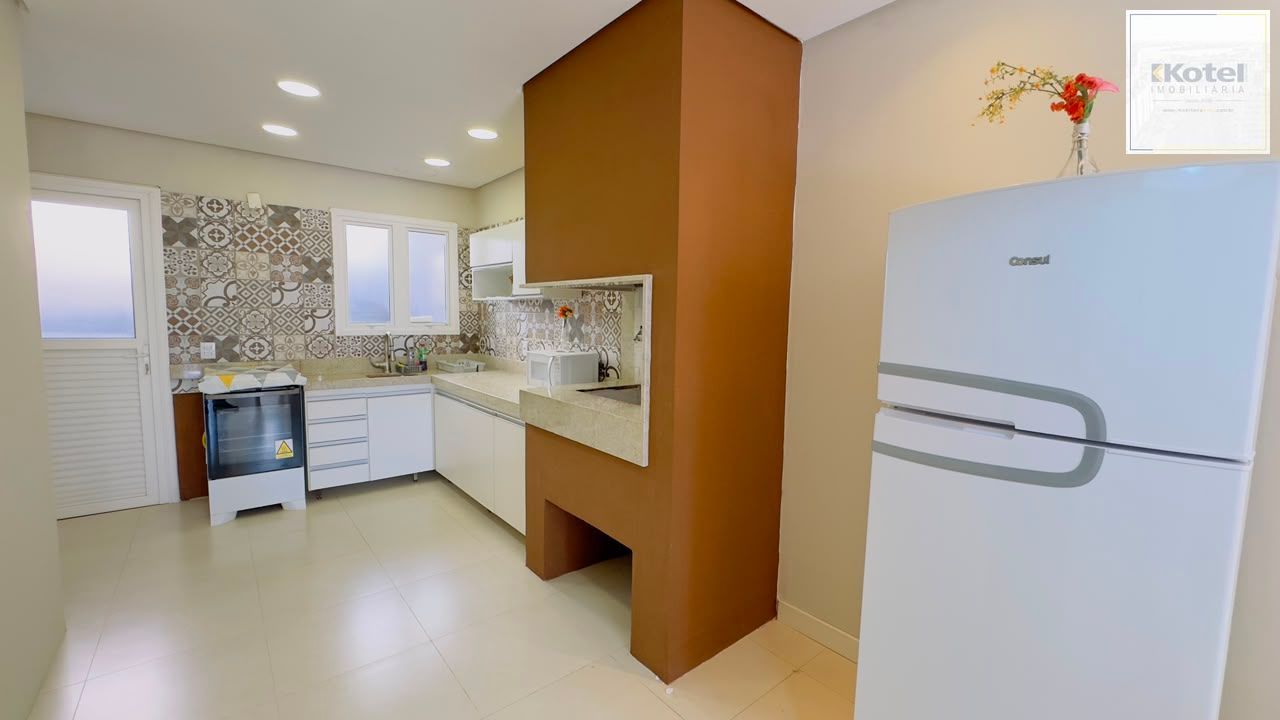 Hípica- sobrado com 4 dormitórios, sendo 1 no térreo, 155m², garagem fechada