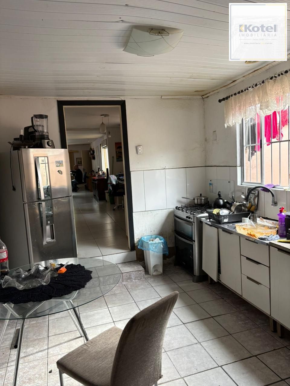 CASA COM 3 DORMITORIOS 3 BANHEIROS E 6 VAGAS DE GARAGEM, PATIO GRANDE — foto 2