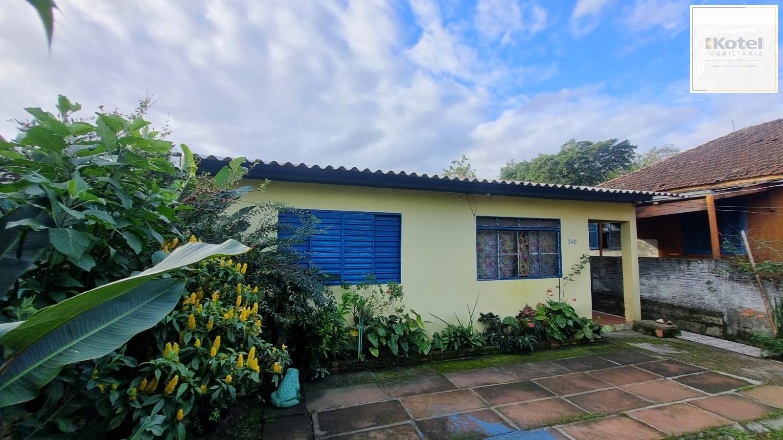 Casa no bairro Partenon, com 2 dormitórios. — foto 4