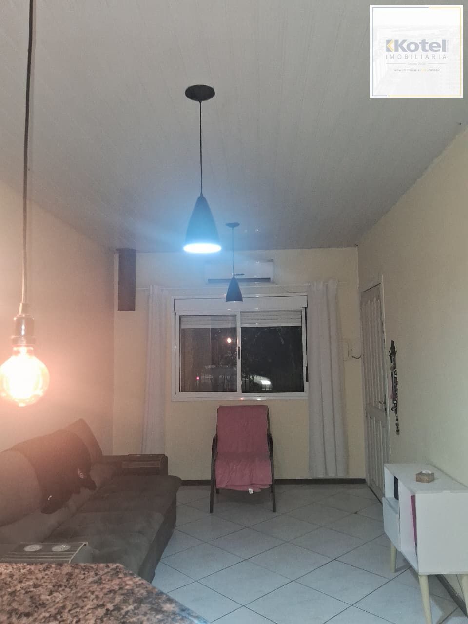Casa com 2 dormitórios com pátio e edícula. — foto 5