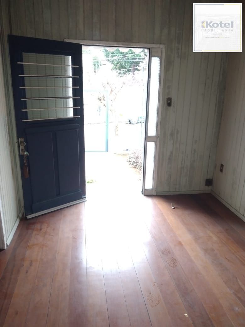 Casa em Porto Alegre, no bairro Nonoai, com 3 dormitório(s), e 3 banheiros, à ve — foto 3