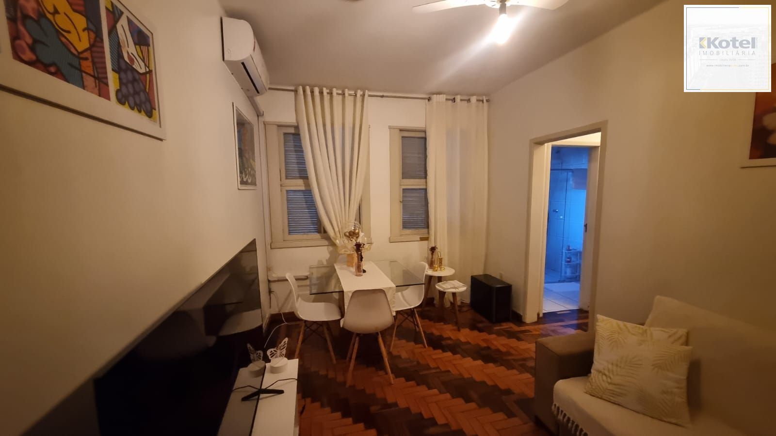 Ótimo apartamento 2 dormitórios.