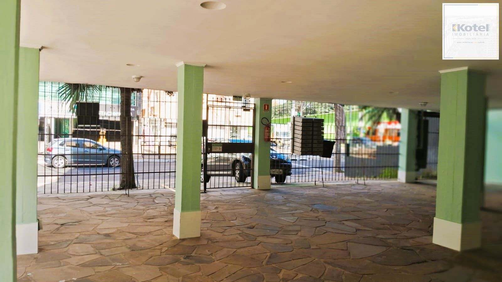 Lindo Apartamento com 1 dormitório no Bairro Menino Deus. — foto 3