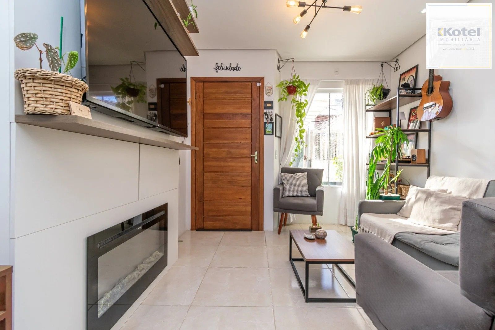 Excelente sobrado, semimobiliado,  com 77m², 2 dormitórios e 1 vaga de garagem. À venda no Hípica Boulevard – Zona Sul. — foto 4