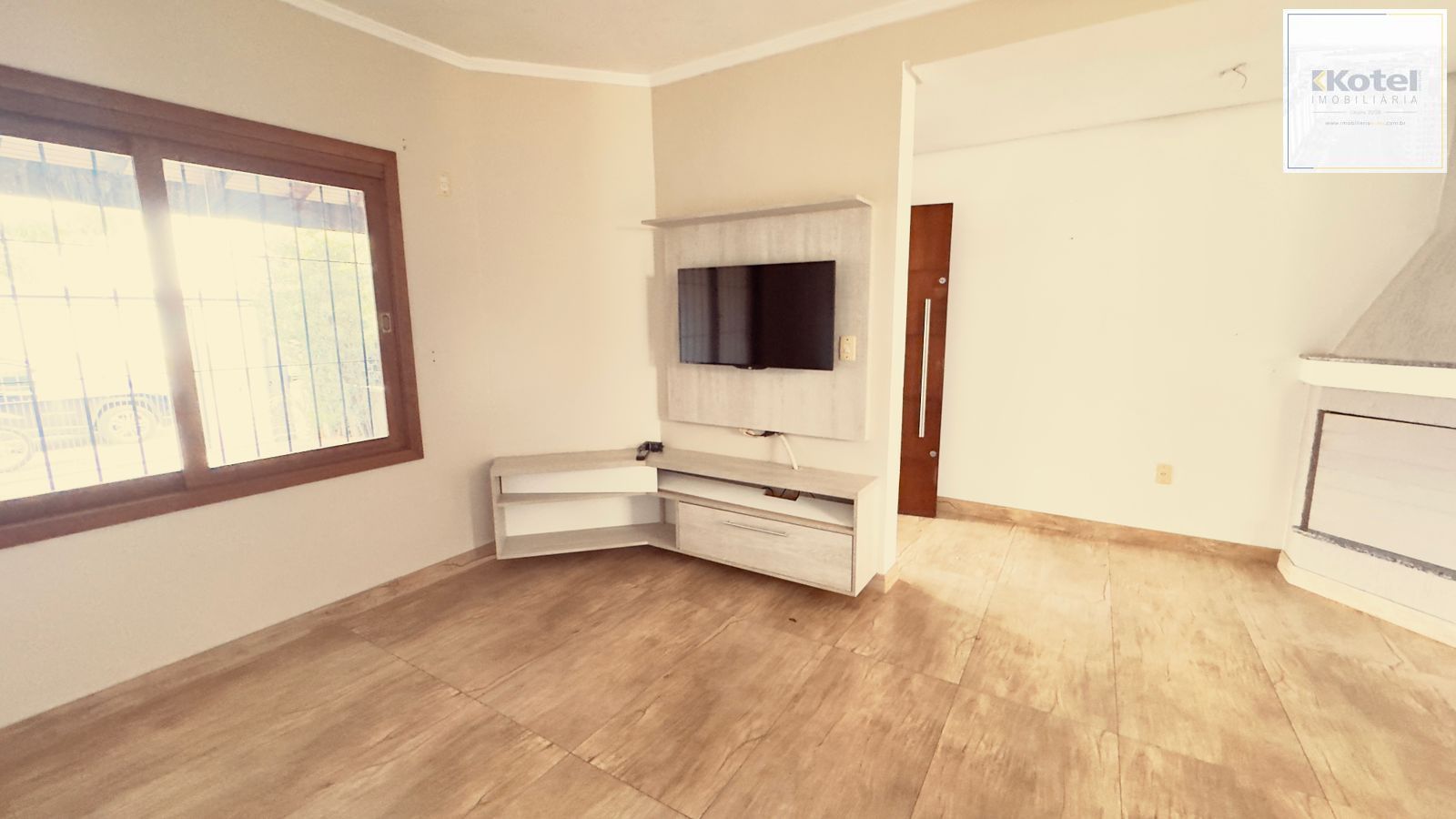 Excelente Residência com 3 dormitórios sendo 2 deles suítes de casal. — foto 4