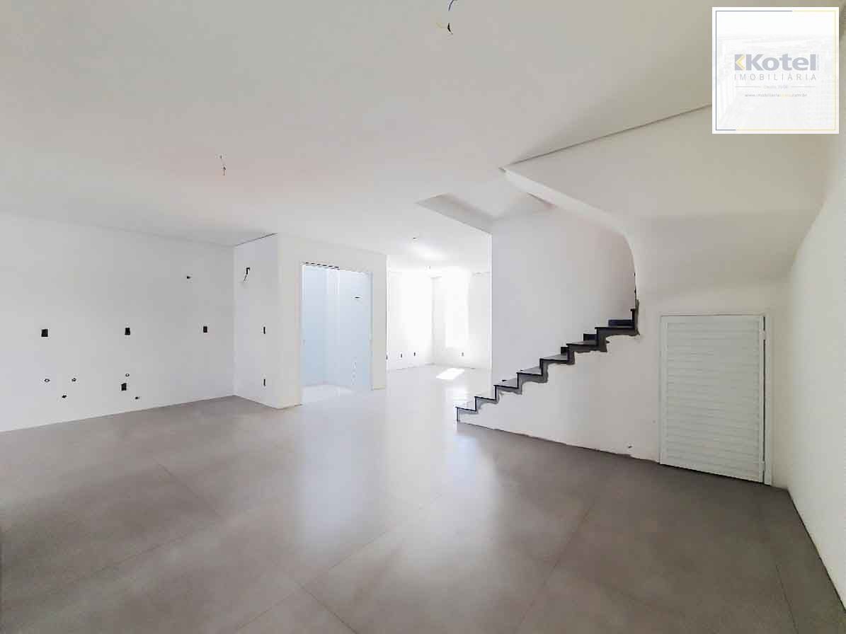 Casa em condomínio 4 D, sendo 1 dormitório, 168 m², garagem coberta — foto 3
