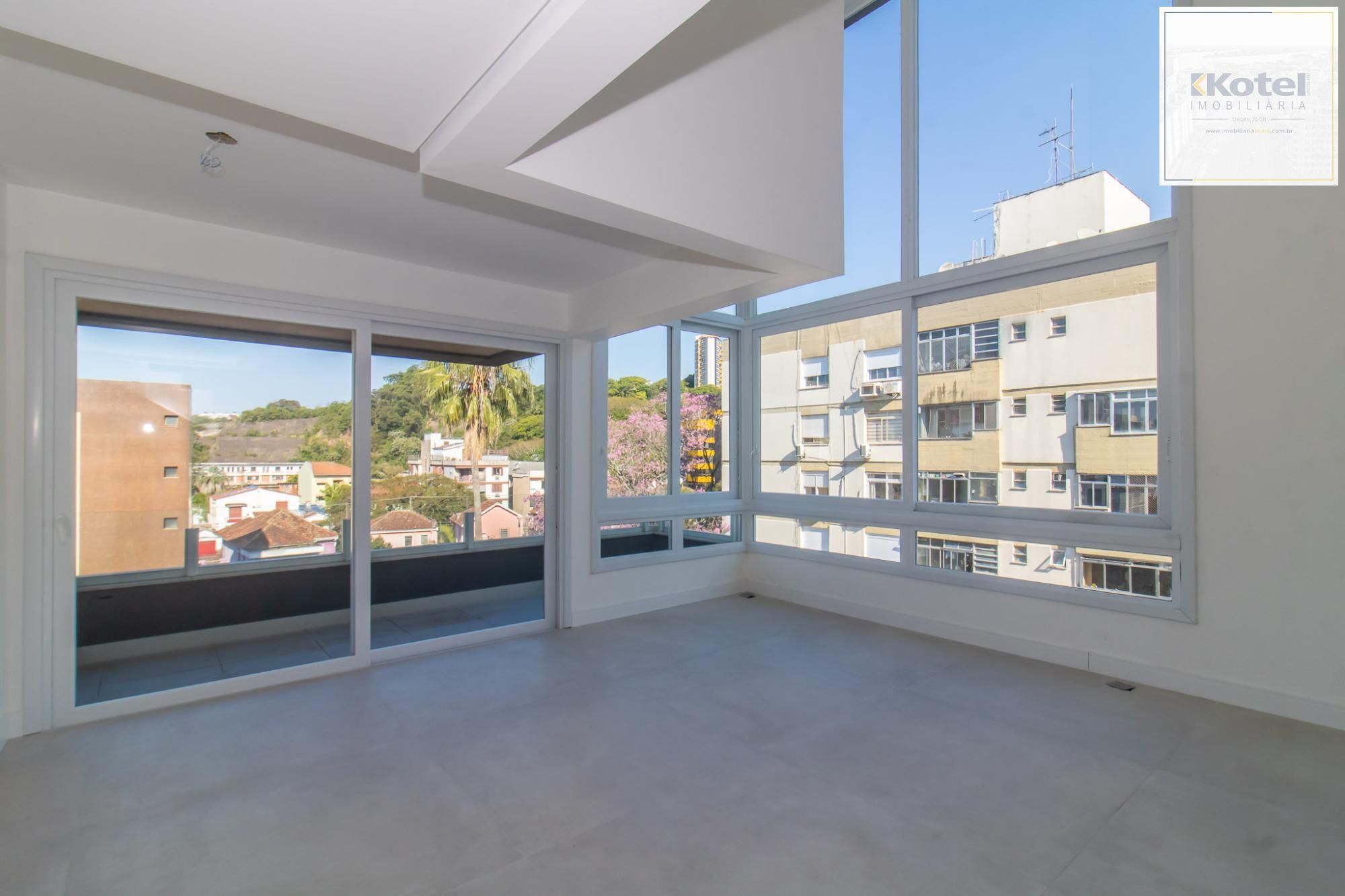 APARTAMENTO DUPLEX - 177m², 3 dormitórios, sendo 3 suites, Menino Deus — foto 4