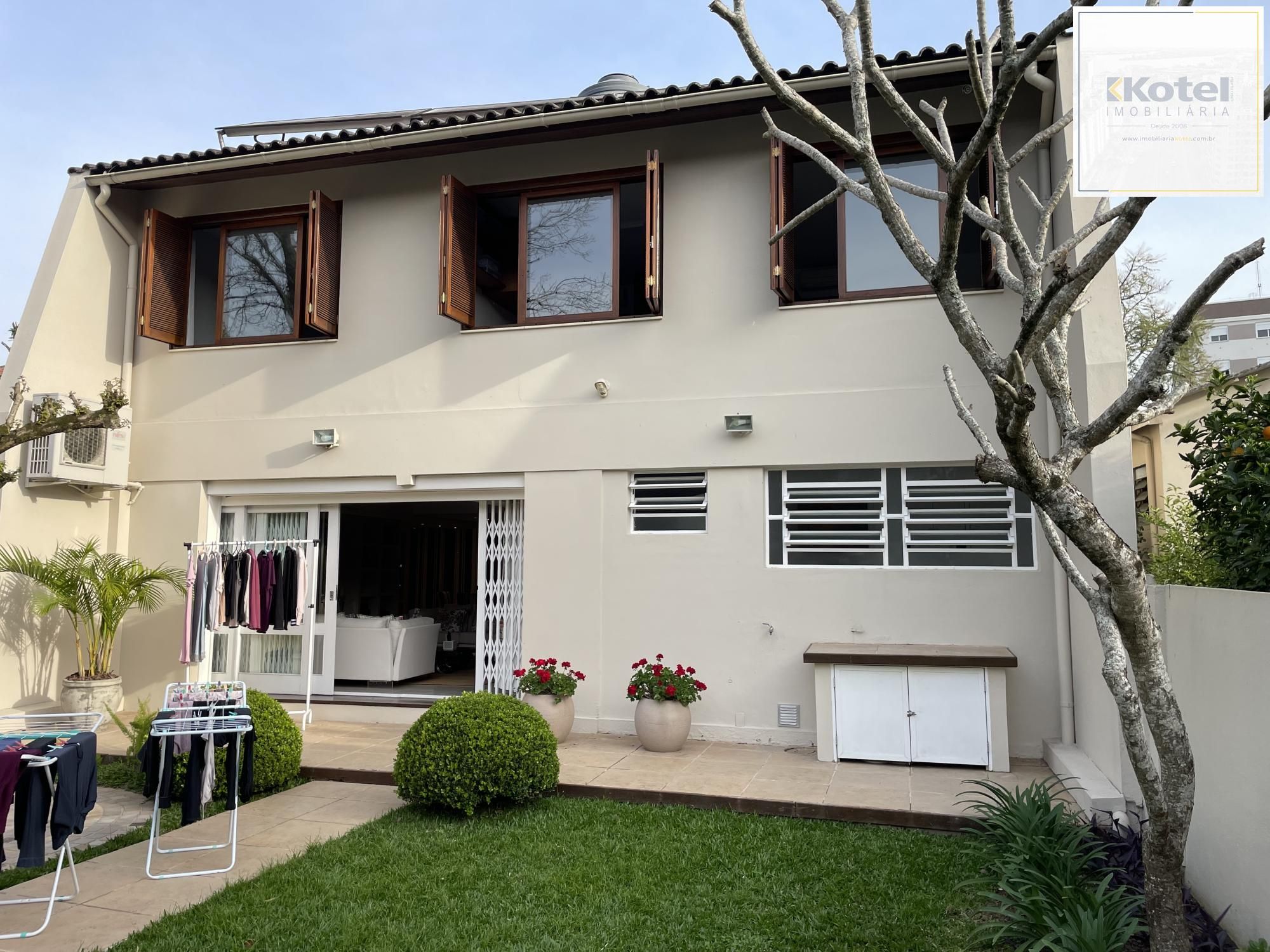 CASA COM 3 DORMITORIOS COM 1 SUITE - BAIRRO VILA NOVA — foto 4