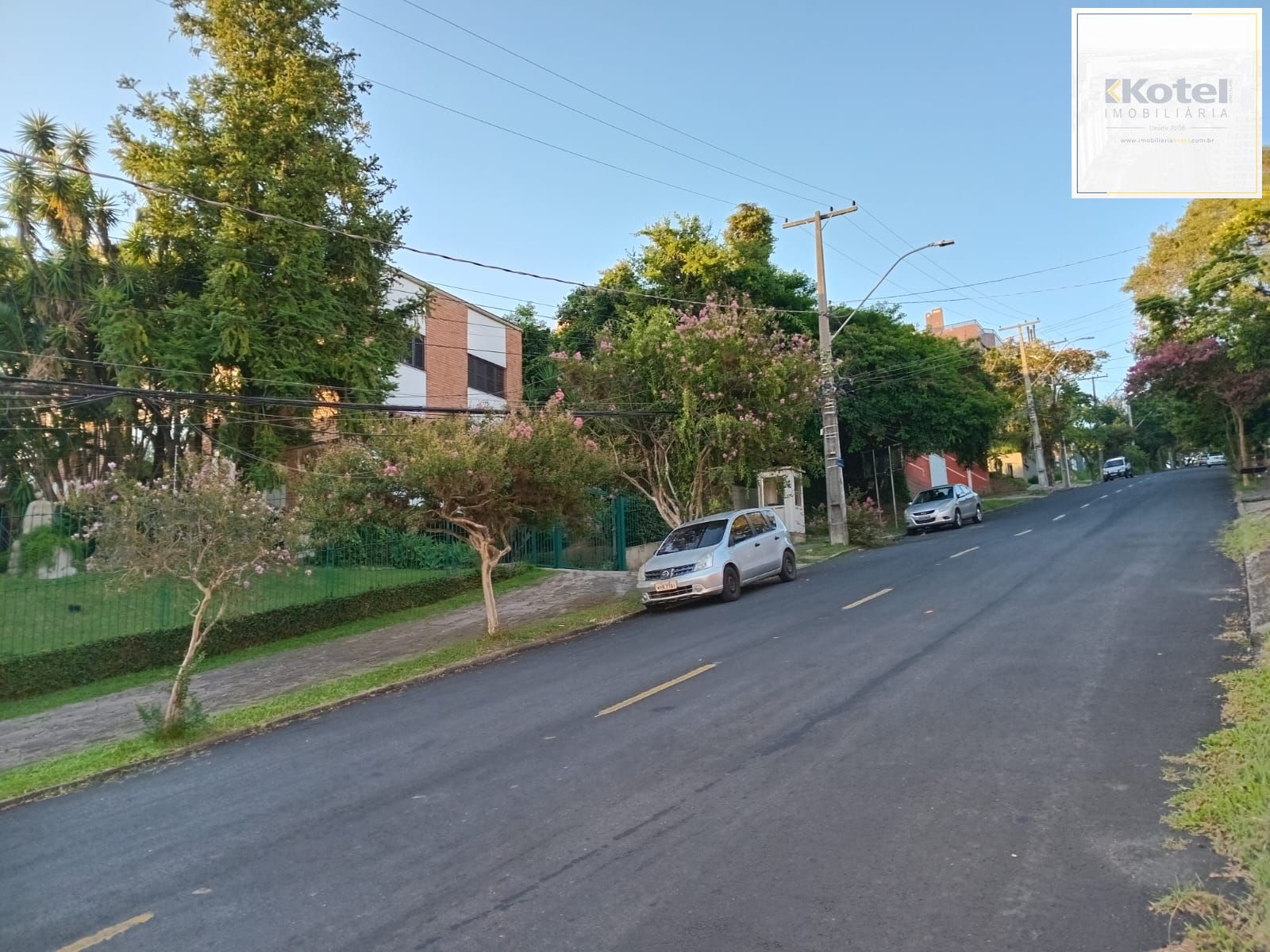 Ótimo apartamento Garden, 3 dormitórios, 1 suíte, lareira, sacada, no bairro Cristal. — foto 5