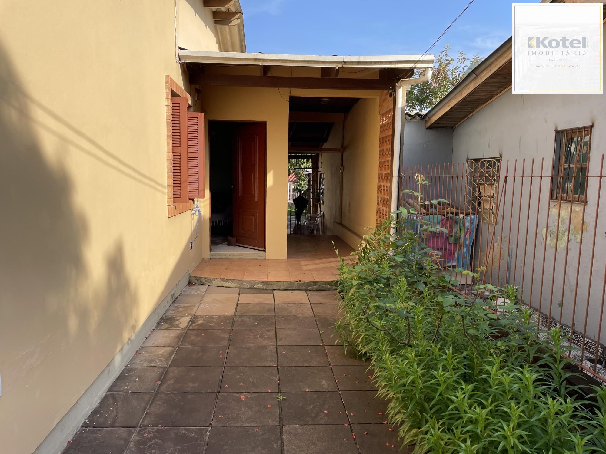 CASA 2 DORMITÓRIOS - 1 SUITE, NO BAIRRO VILA NOVA — foto 5