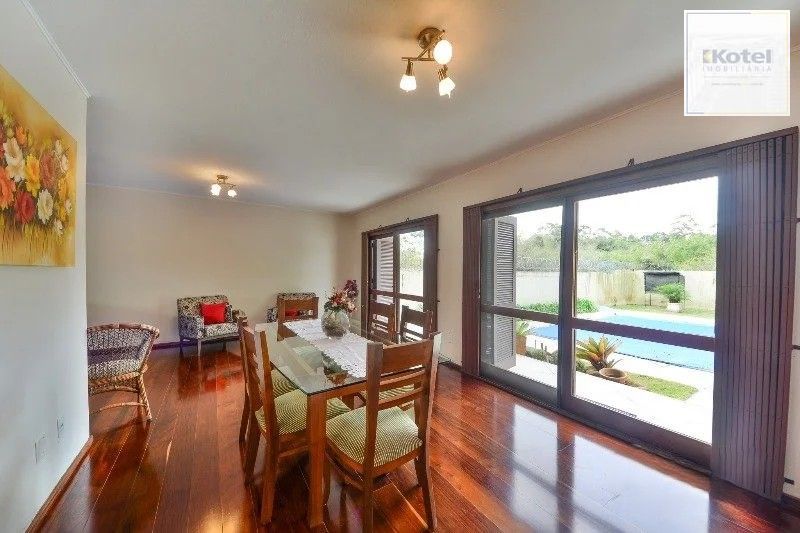 Casa à venda com 280m² | 3 dormitórios | 1 suíte | 2 vagas | Ipanema – Porto Alegre — foto 5