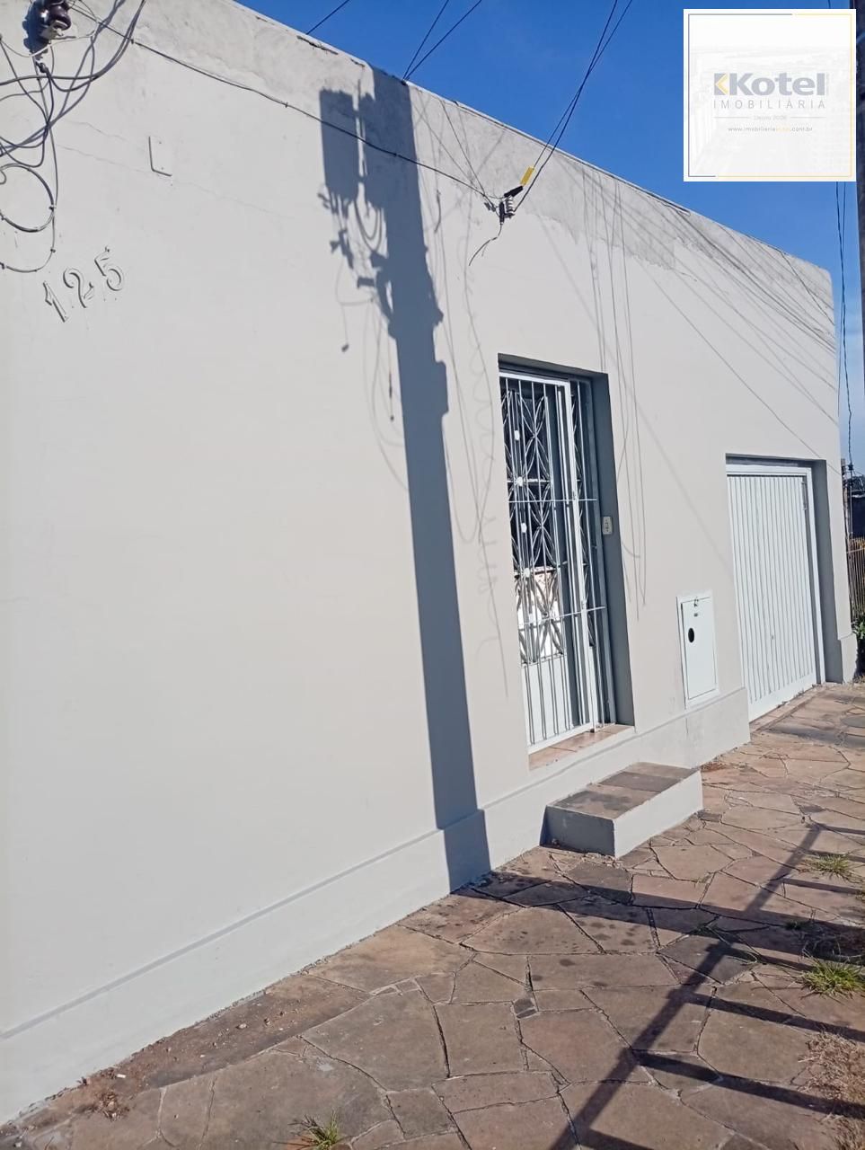 Excelente casa Sobrado no bairro Santa Isabel em Viamão, próximo a todos comércios, escolas...