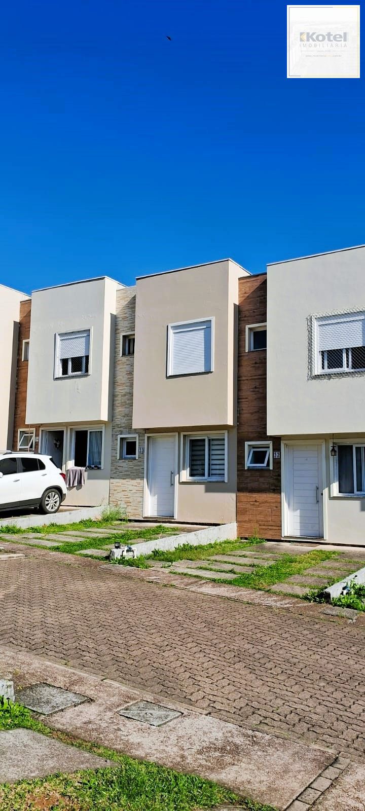 Muito bom sobrado em condomínio fechado,