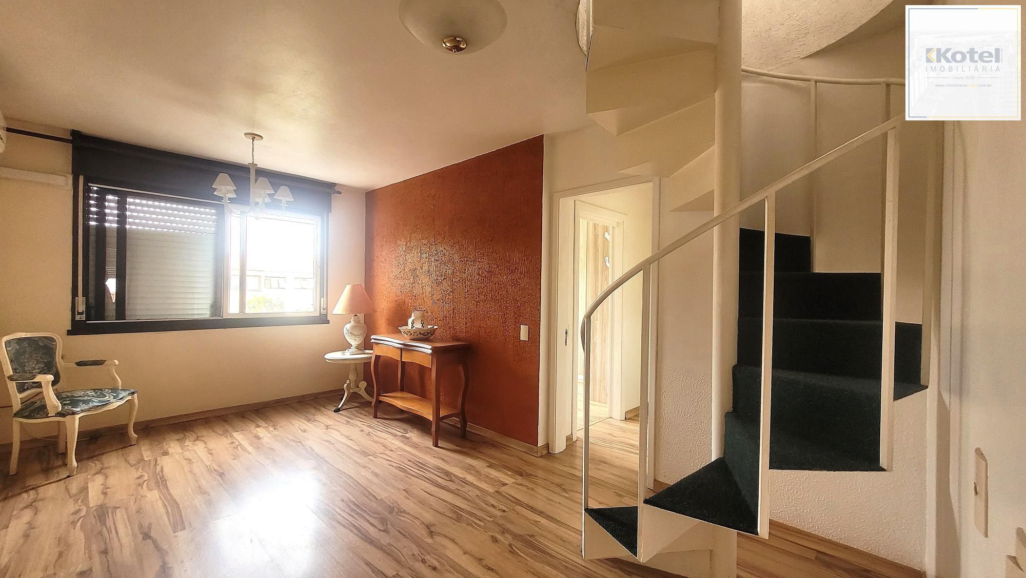 Excelente cobertura com 154m² de área privativa, 2 dormitórios e 1 vaga de garagem, localizada no bairro Menino Deus.