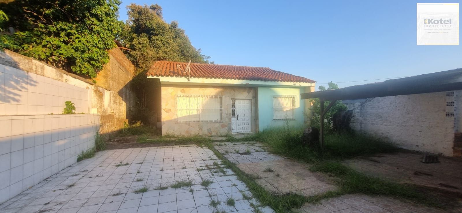 Ótimo terreno com casa em localização privilegiada no bairro. — foto 2