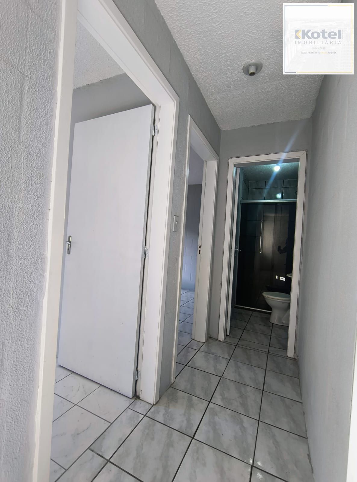 Lindo Apartamento Pronto para Morar: 2 Quartos e com Churrasqueira