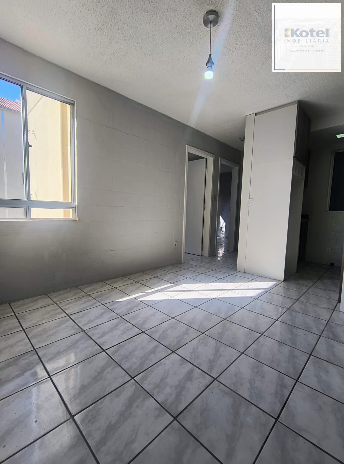 Lindo Apartamento Pronto para Morar: 2 Quartos e com Churrasqueira