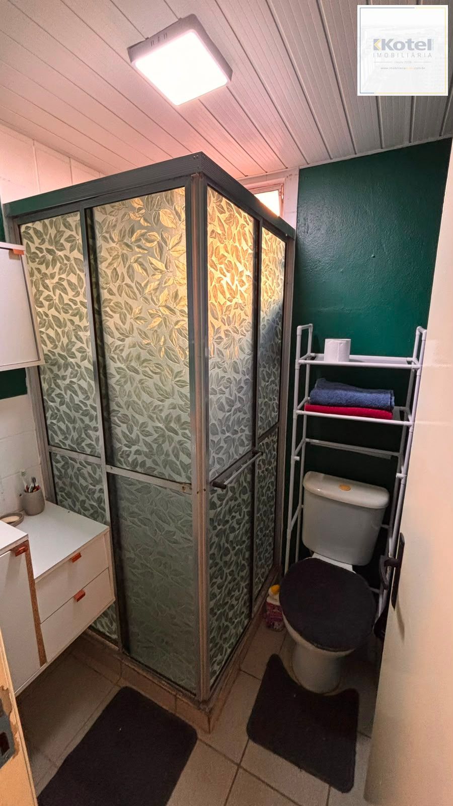 Apartamento com 2 dormitórios, estacionamento rotativo e ótima localização — foto 5