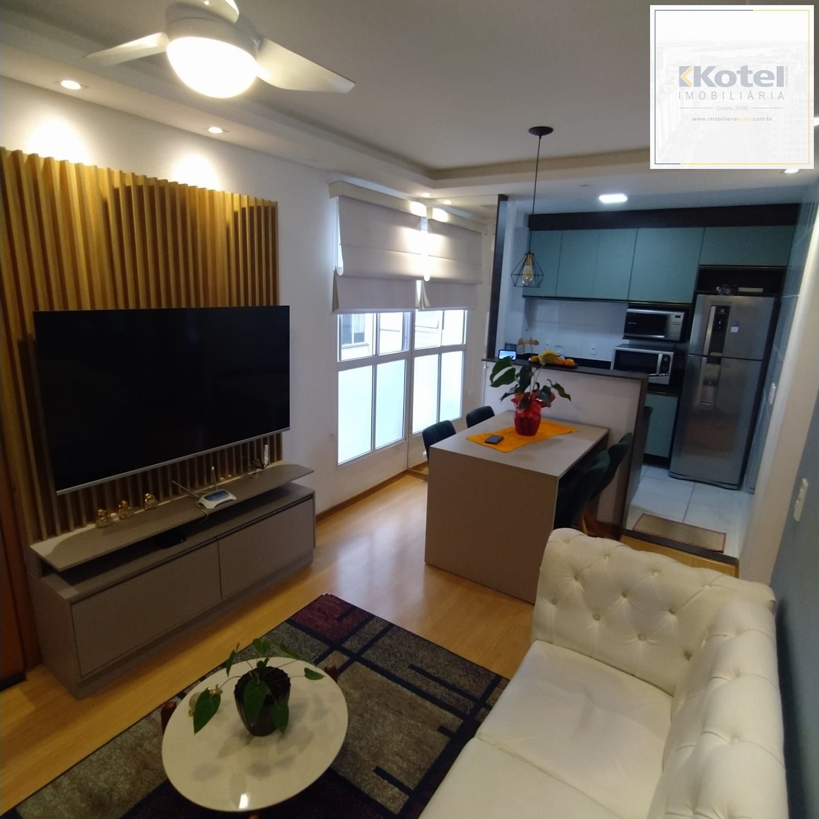 Apartamento de 2 dormitórios, mobiliado, com vaga exclusiva de estacionamento — foto 2