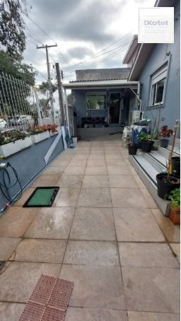 Ótima casa c/3 quartos, suite, 2 vagas e 120m², próximo á Igreja São Jorge — foto 5