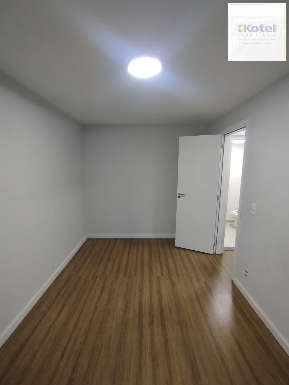Um pedacinho do interior dentro de Porto Alegre - 2dorm com Pátio Gigante