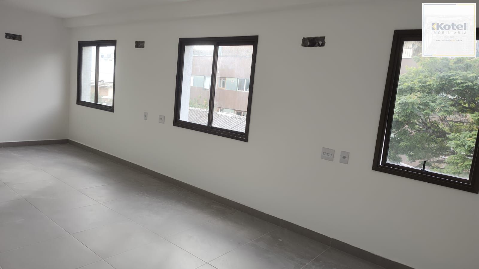 SALA COMERCIAL VENDA RUA PAULINO TEXEIRA PORTO ALEGRE
