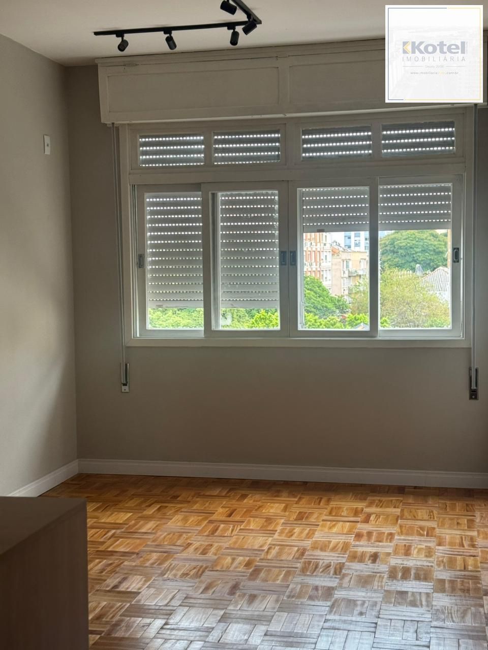 APARTAMENTO 2 DORMITÓRIOS RUA SOFIA VELOSO BAIRRO CIDADE BAIXA PORTO ALEGRE — foto 4