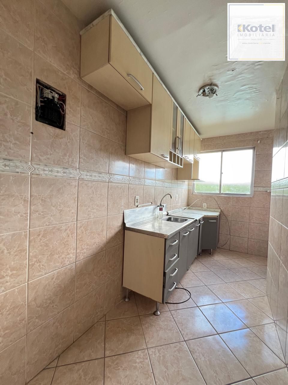 Oportunidade em Porto Alegre: Apartamento com 2 Dormitórios, 1 Vaga no J Sabará — foto 4