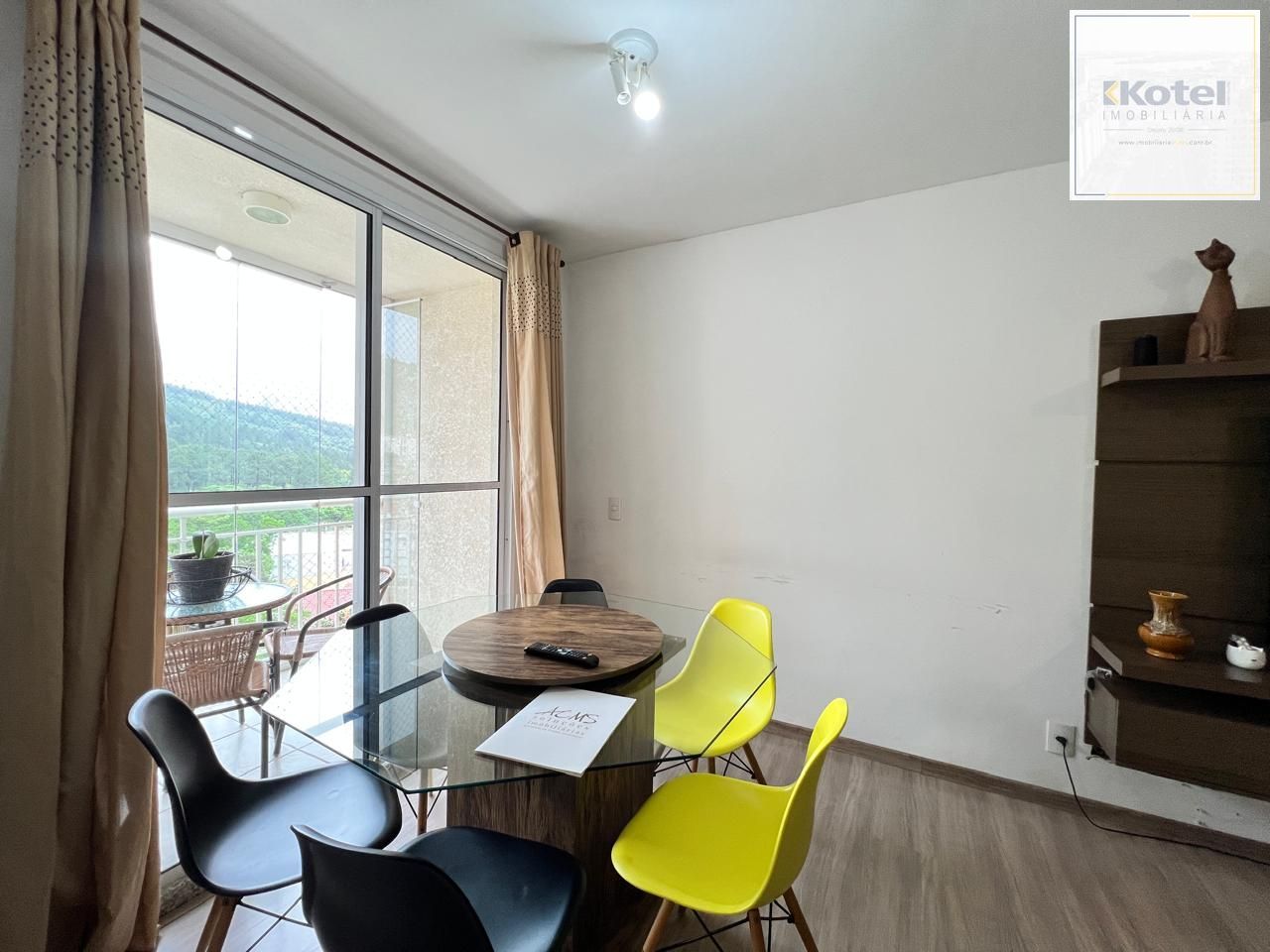 Apartamento 3 dormitórios, suíte e vista linda – Canto dos Pássaros, POA