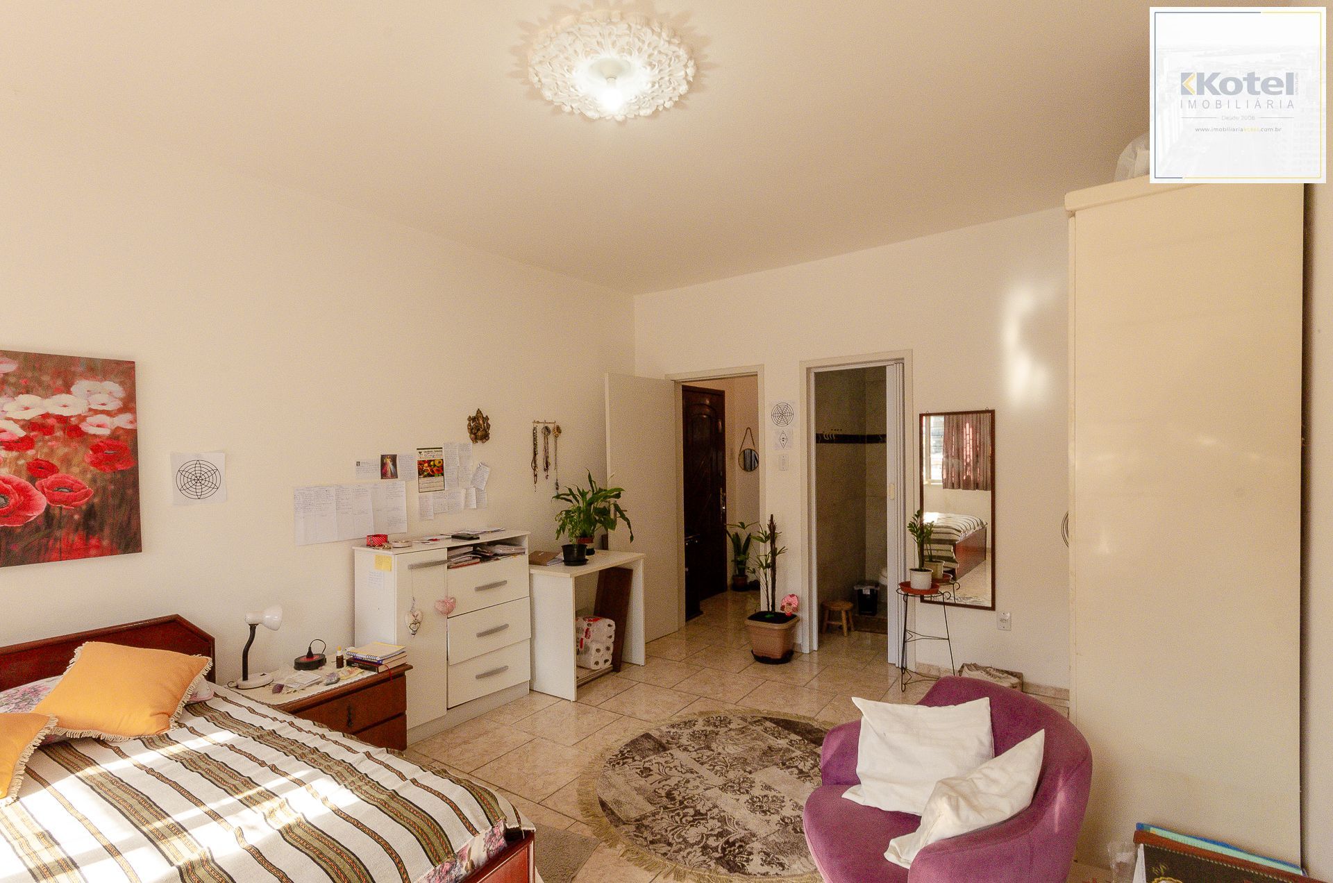 Apartamento de 1 Dormitório com Dependência de Empregada no bairro Petrópolis — foto 5