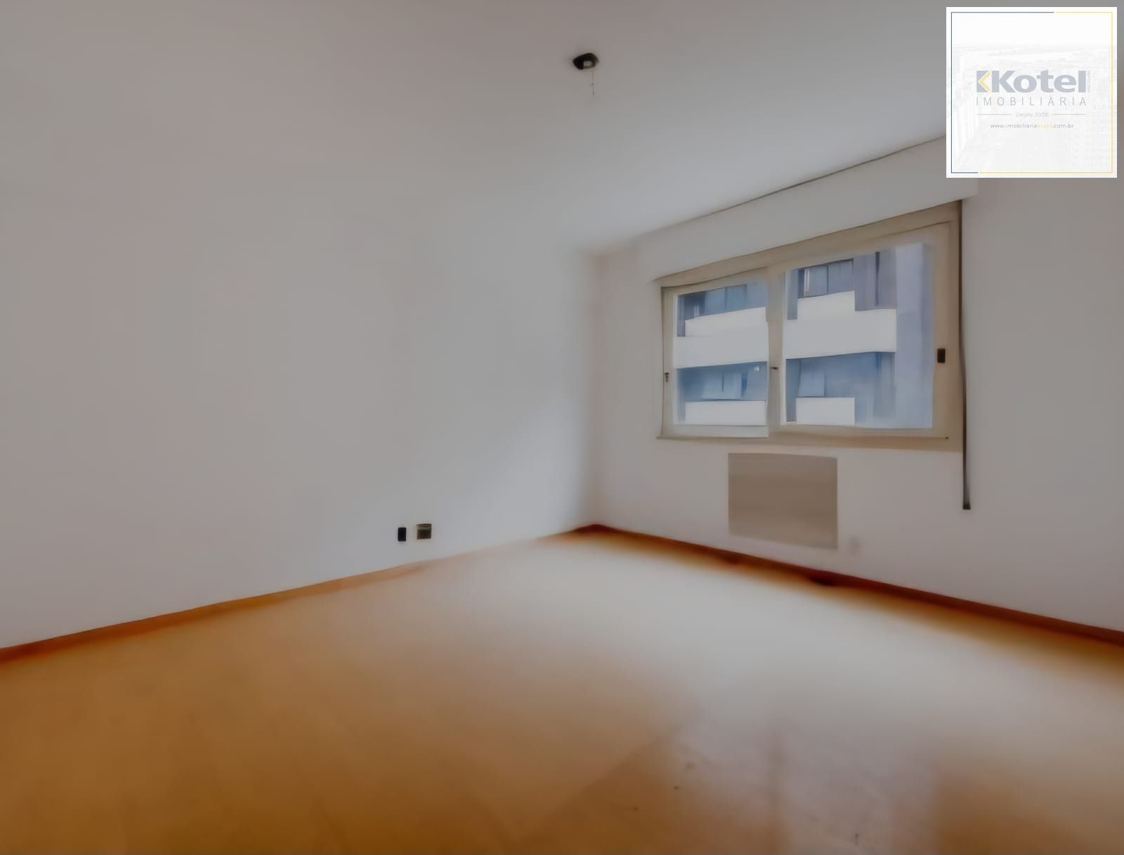 Apartamento com 111m², 3 dormitórios no bairro São João.