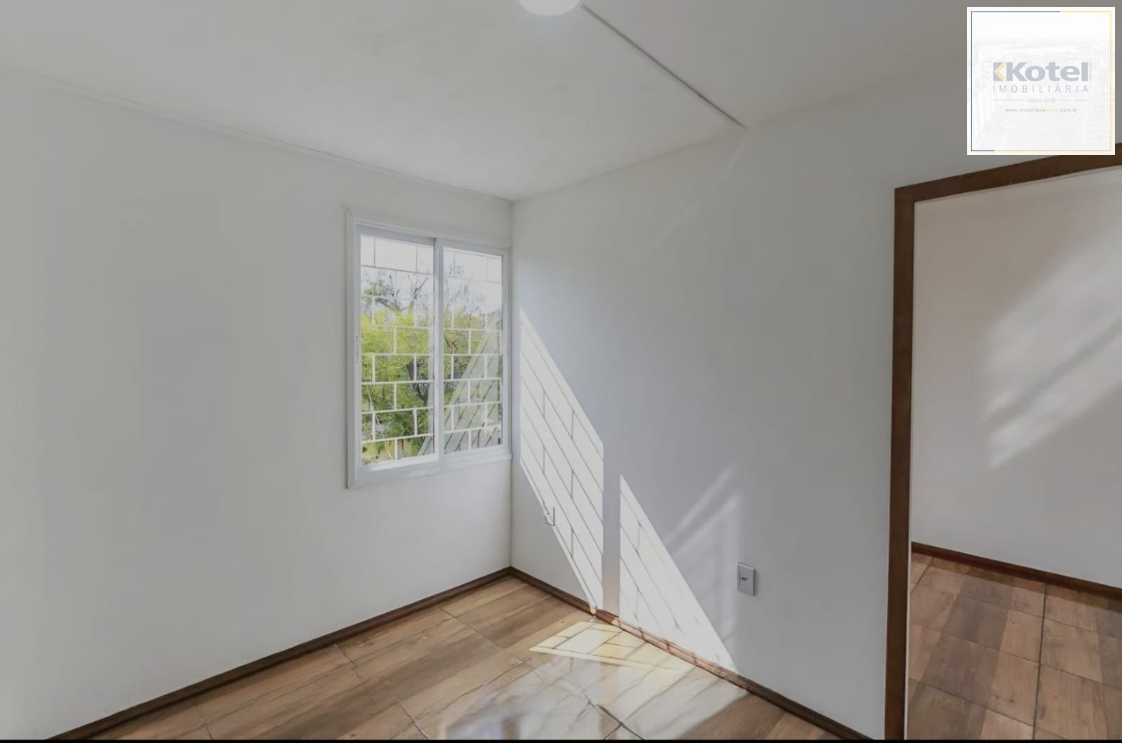 Edíficio Santa Rita - Apartamento a venda com 01 dormitório no bairro Partenon