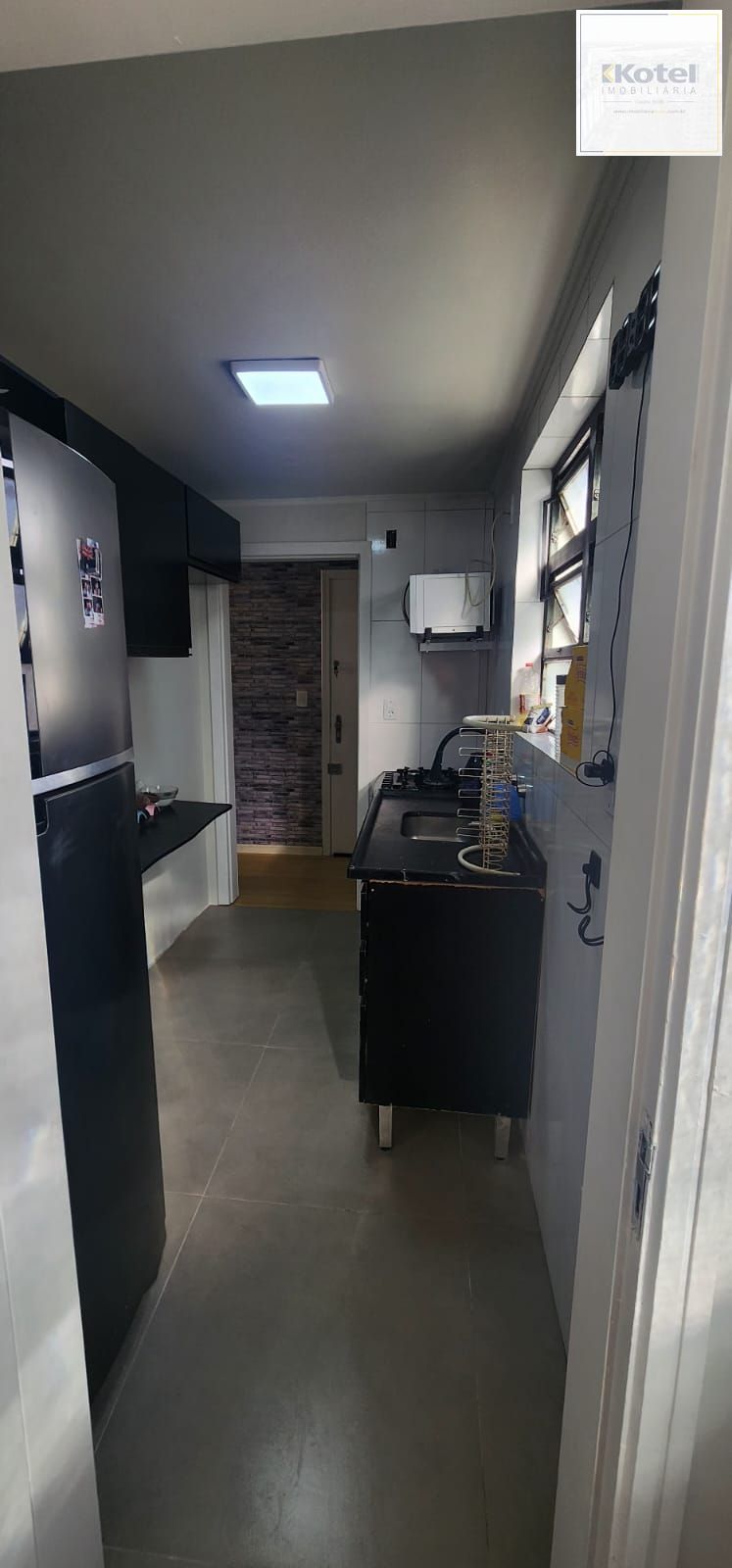 Edifício Dom Esteves - Apartamento a venda com um dormitório no Bairro Menino Deus