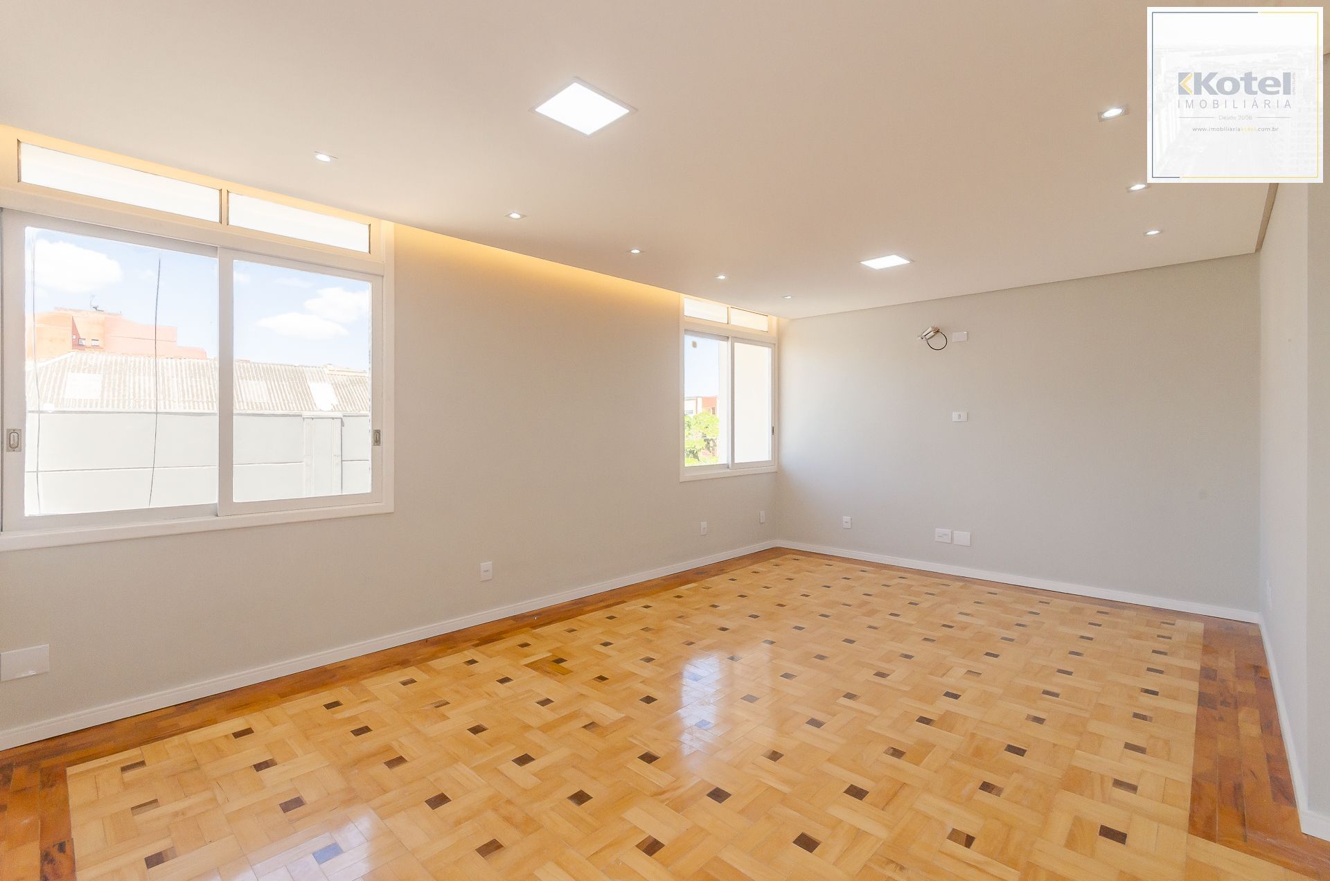 Edifício Anne Franke Apartamento com 3 Dormitórios no bairro Petrópolis