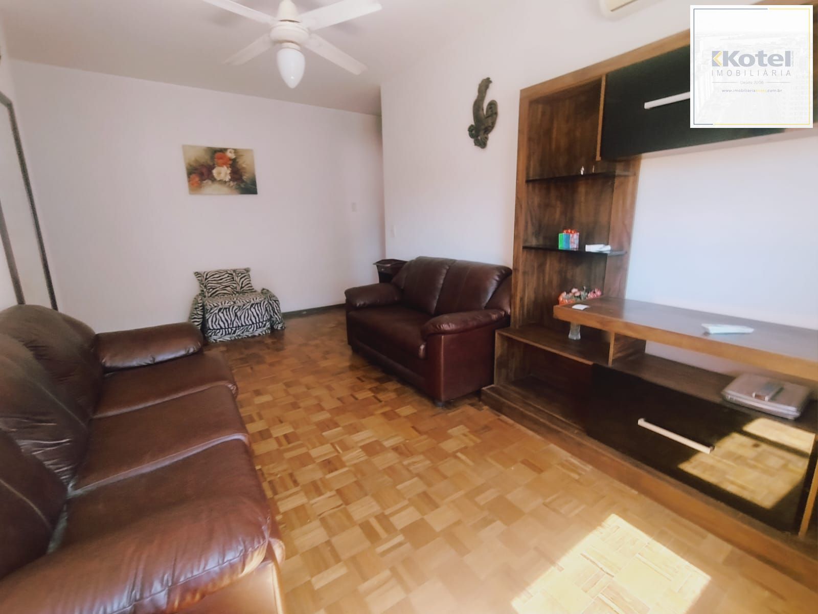Apartamento com 2 dormitórios e vaga dupla — foto 2