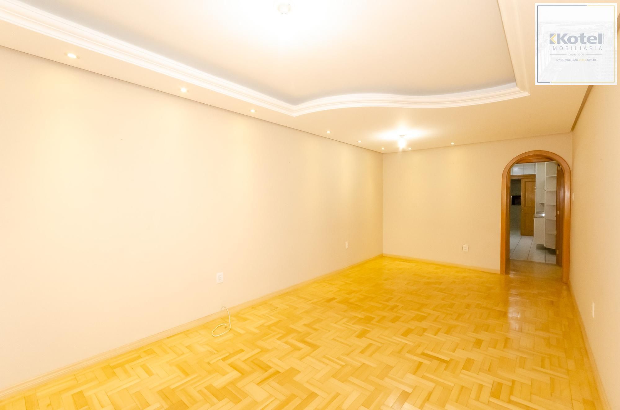 Edifício Ione Apartamento 3 dormitórios no Bairro Petrópolis
