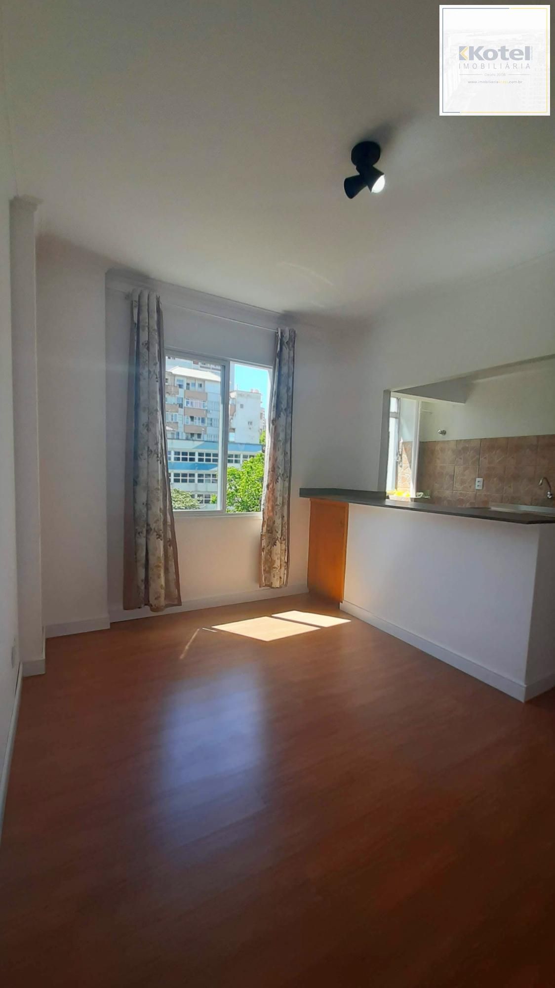Apartamento de 1 Dormitório no Bairro Centro Histórico