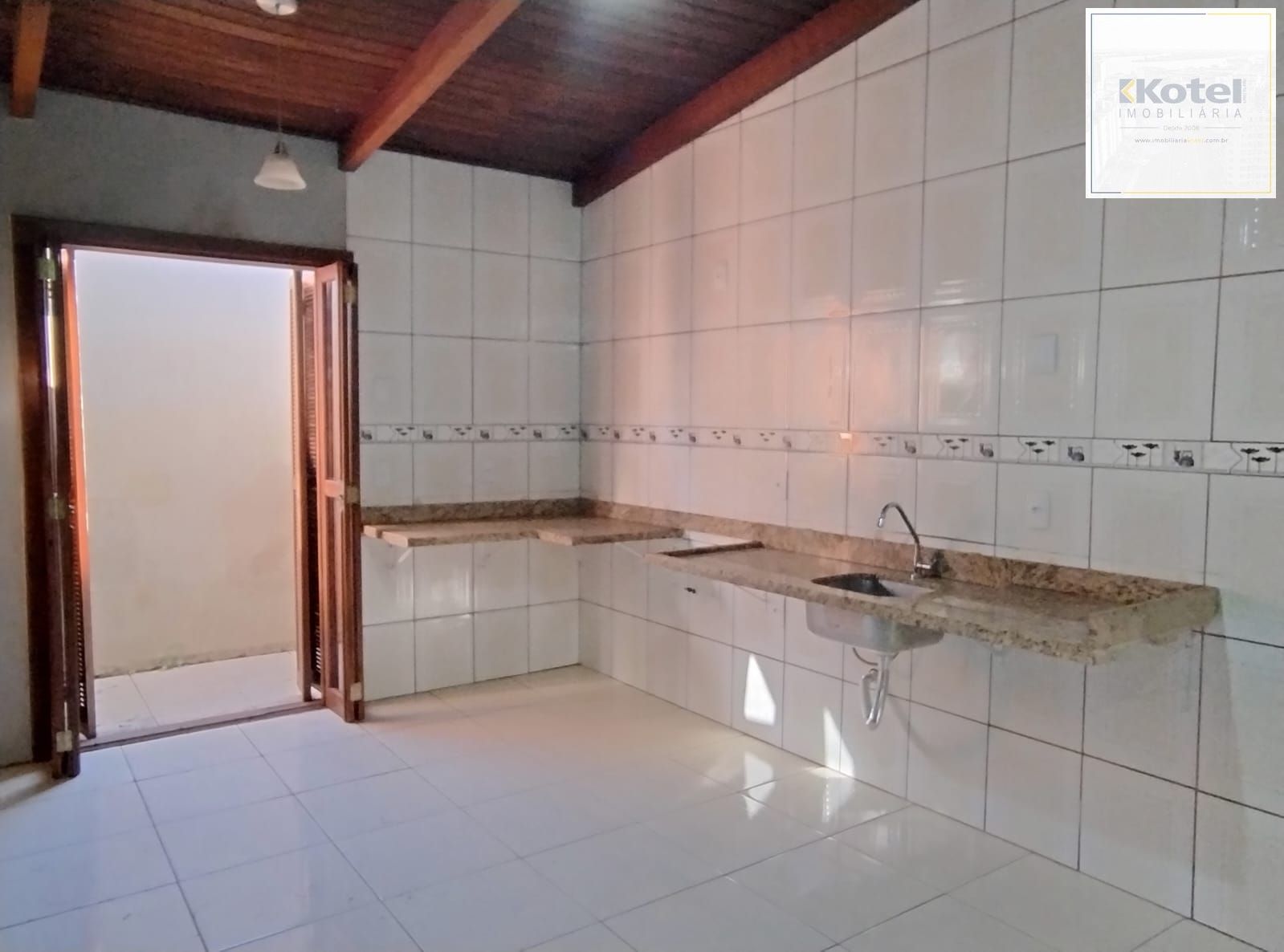 SOBRADO A VENDA - 2 DORMITÓRIOS - BAIRRO RIO BRANCO / CANOAS