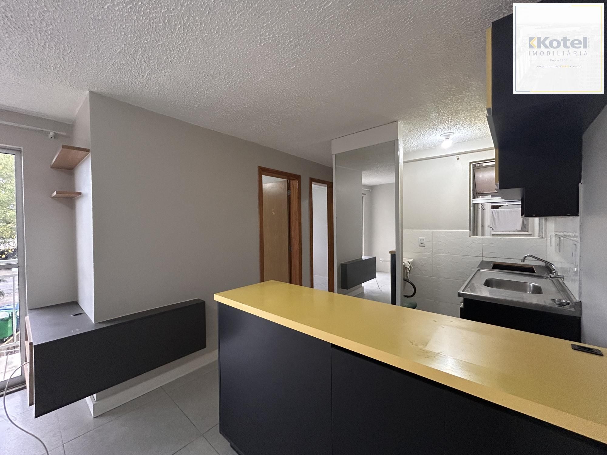 Apartamento 2 dormitórios com sacada e garagem | Condomínio com portaria 24h e lazer