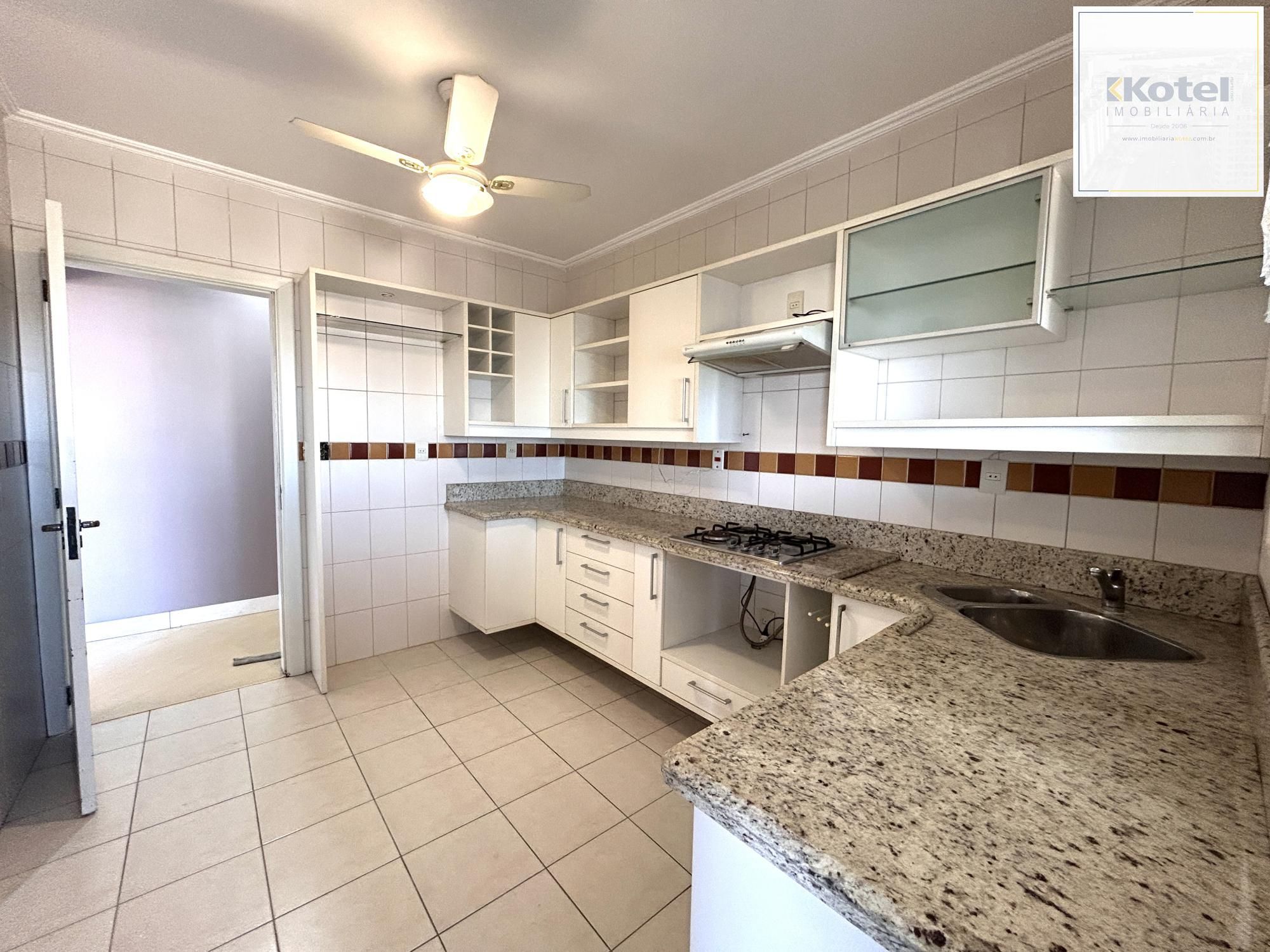 APARTAMENTO À VENDA - 3 DORMITÓRIOS - CENTRO / CANOAS