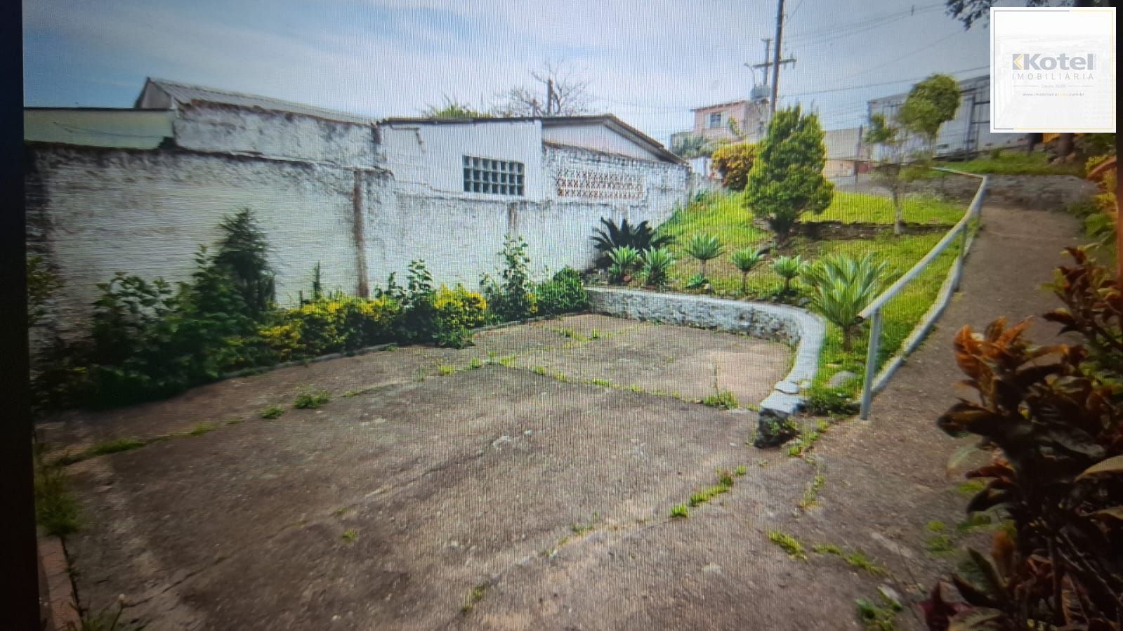 Salão Comercial ou Residencial com 1215 m² de área construída. — foto 5