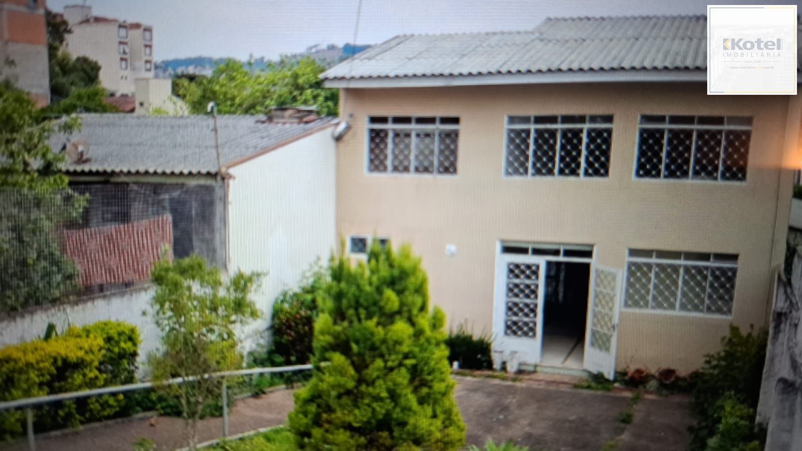 Salão Comercial ou Residencial com 1215 m² de área construída. — foto 2