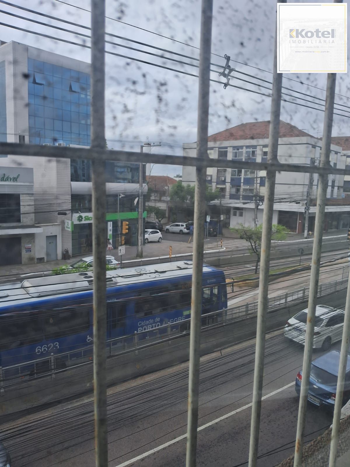 Sala Comercial, 1 sala, à venda, 11 m², São João - Porto Alegre — foto 2