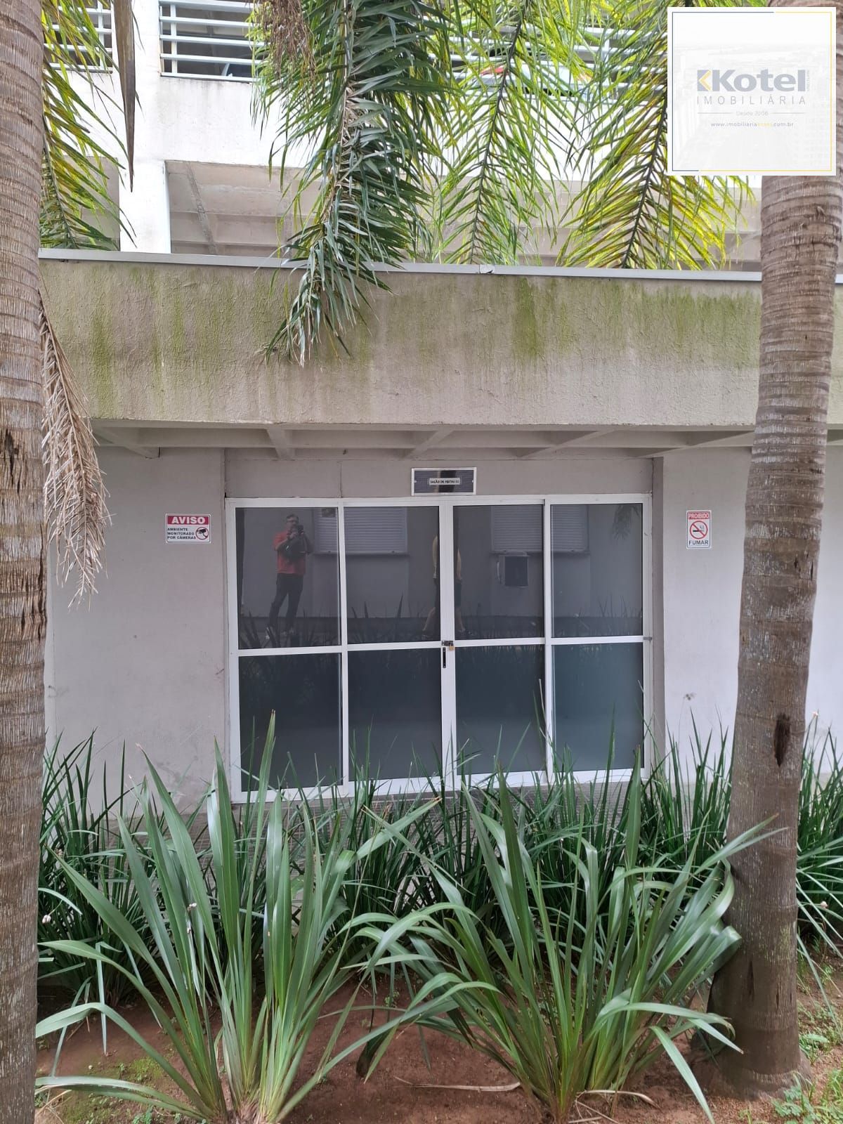 Apto 2 dorm., sala , cozinha, banheiro, infra completa com piscina e elevador. Aceita Compra Assistida. Cachoeirinha. — foto 2