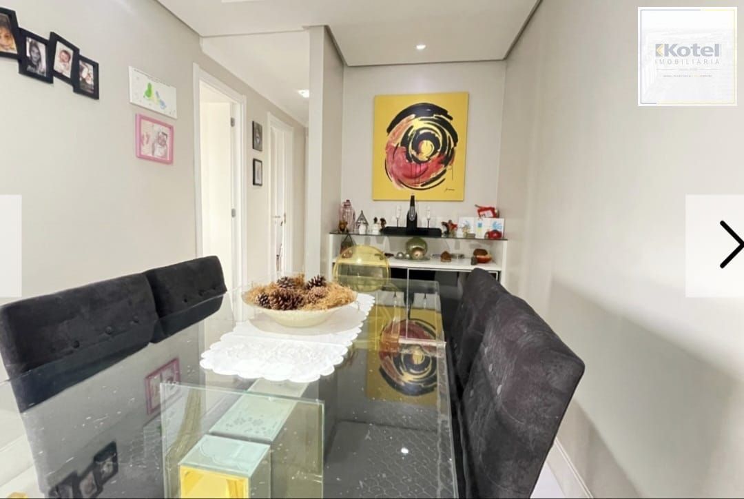 Lindo apartamento de 3 quartos, sendo 1 suíte, com 93,00 m2 de área no coração da cidade!