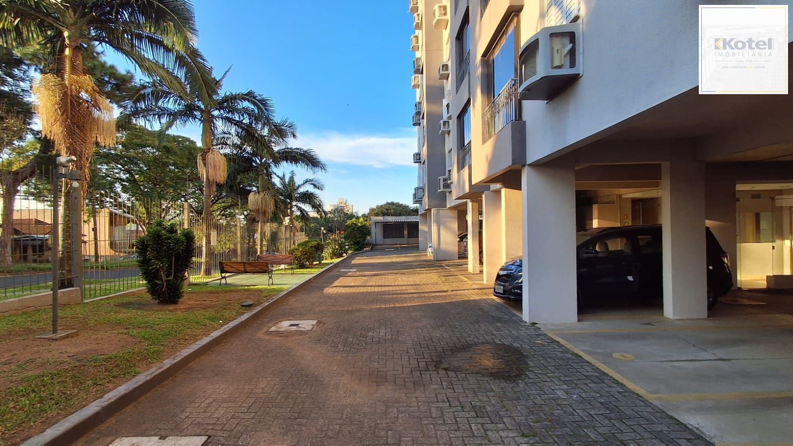 Vendo Apto 2 dorm. reformado, inclusive elétrica, muito bem localizado! — foto 3