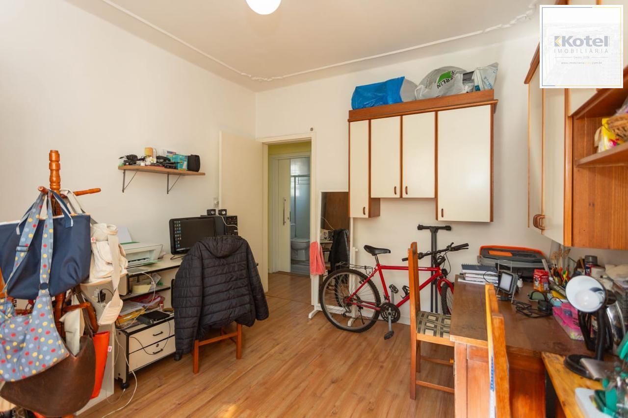 Apartamento 02 dormitórios, Bairro Menino Deus, Porto Alegre/RS